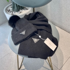 Christian Dior Caps Scarfs